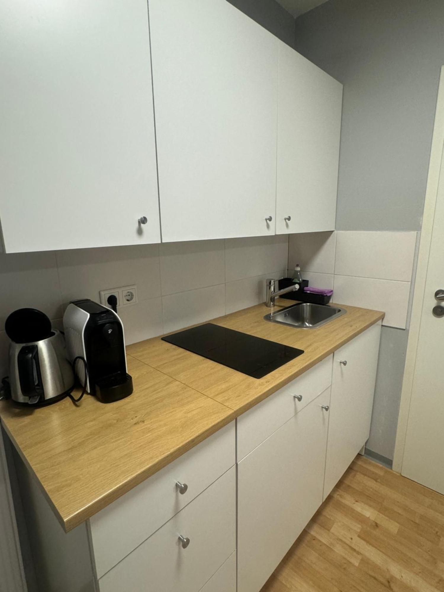 Studio Apartment Am Hauptbahnhof N2 Núremberg Exterior foto